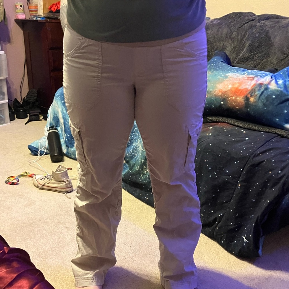 Size M light khaki maternity bootcut